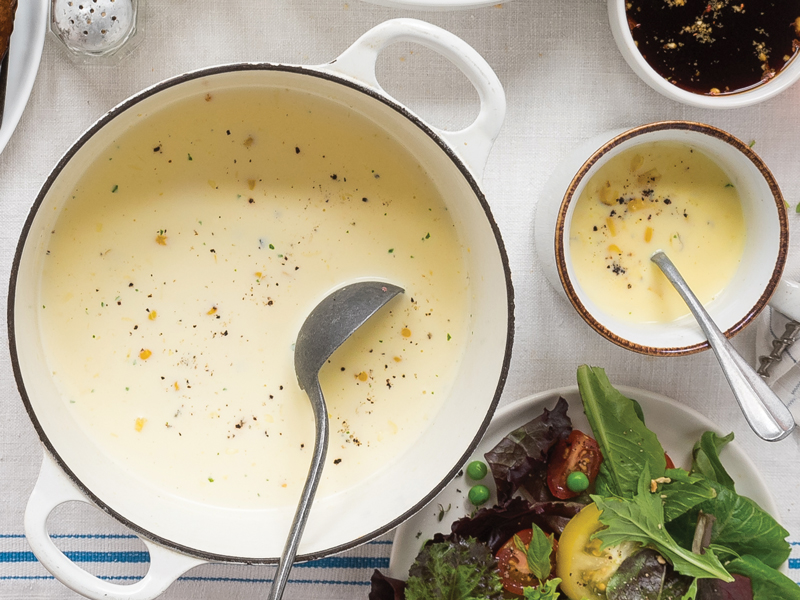 Grilled corn and coconut soup